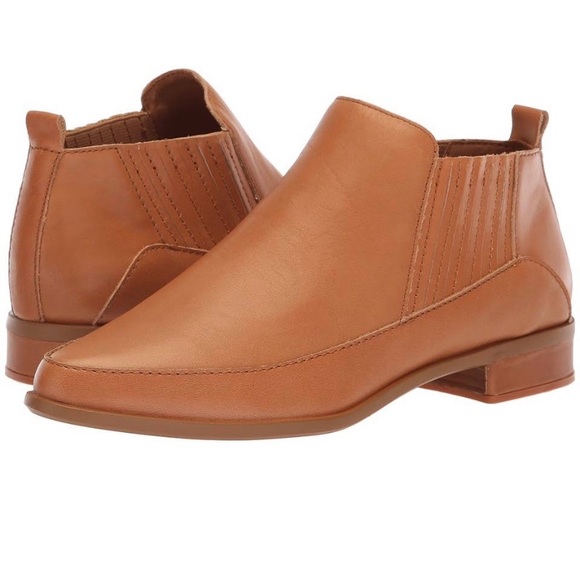 Kelsi Dagger Brooklyn Aro Ankle Bootie- Size 7 - Picture 6 of 6